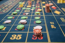 pedetogel slot desktop site full interface showing sportsbook odds and live dealer table grid